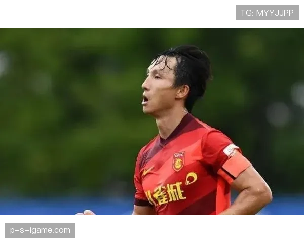 中超球星绯闻再起，神秘女子身份引球迷热议