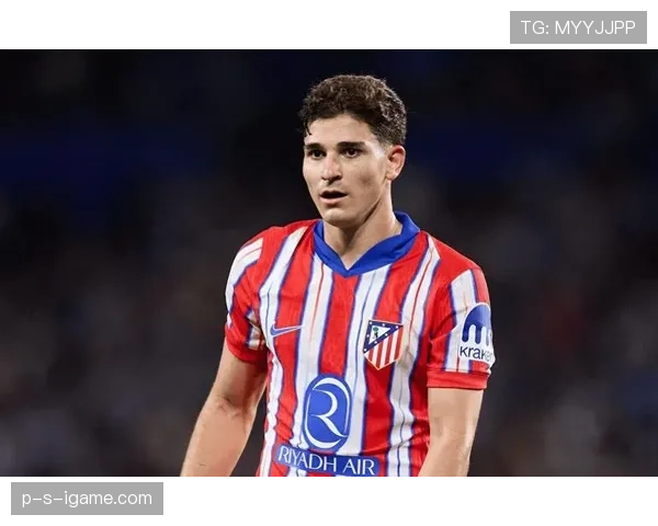 阿尔瓦雷斯家庭背景曝光：出身普通家庭，父母支持其足球生涯