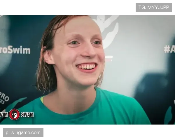 凯蒂·莱德基训练完顺手买下整条街的蛋白粉 凯蒂·莱德基训练完顺手买下整条街的蛋白粉